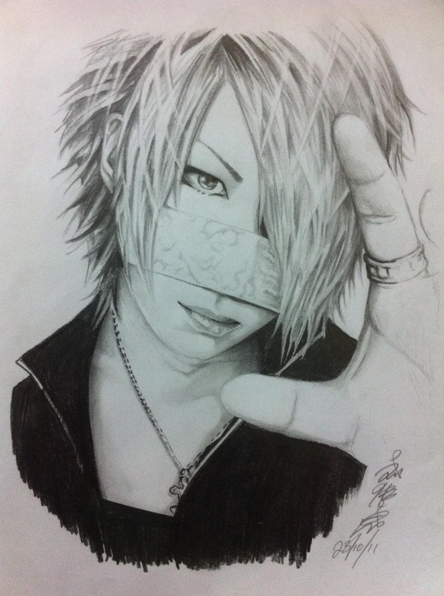 Reita from The Gazette