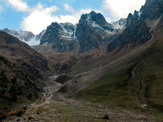 mountains in the palm by palenka