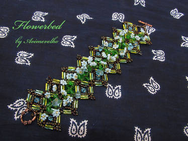 Bracelet 'Flowerbed'