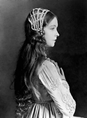 Vintage Stock - Lillian Gish2