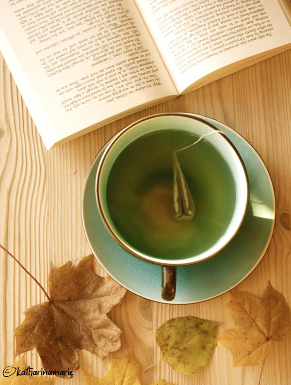 tea. books. autumn.