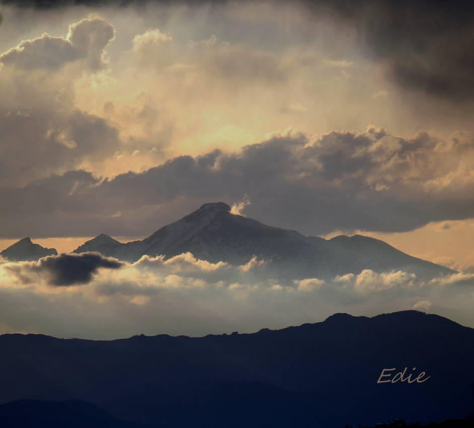 Longs Peak by 1001G