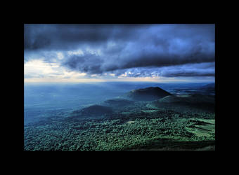 Puy de Dome by KEVZART