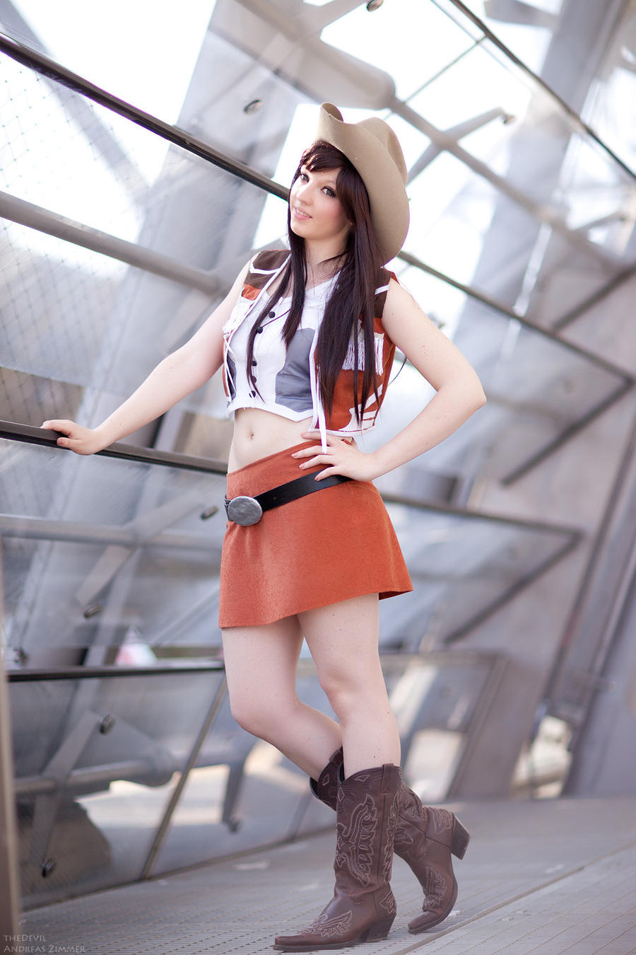 Tifa : Howdy!