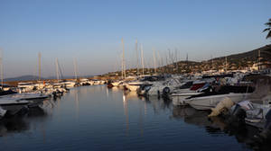LEVER DE SOLEIL SUR LE PORT ( 06 06 25 )