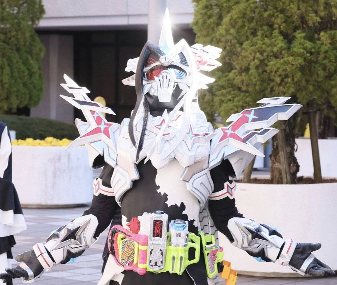 Kamen Rider Genm Hyper Fumetsu Gamer by GekiChop on DeviantArt