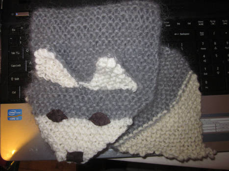 grey fox knitted scarf