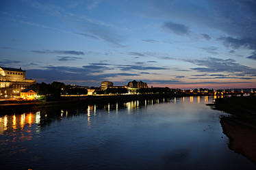 Elbe by Night