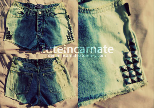 Horizontal Dip Dye Ombre Shorts