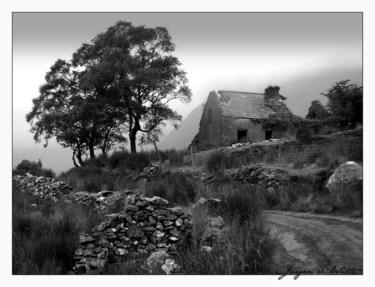 Abandoned farm in county Kerry