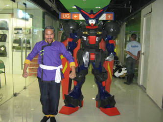 Master Gundam Cosplay 4