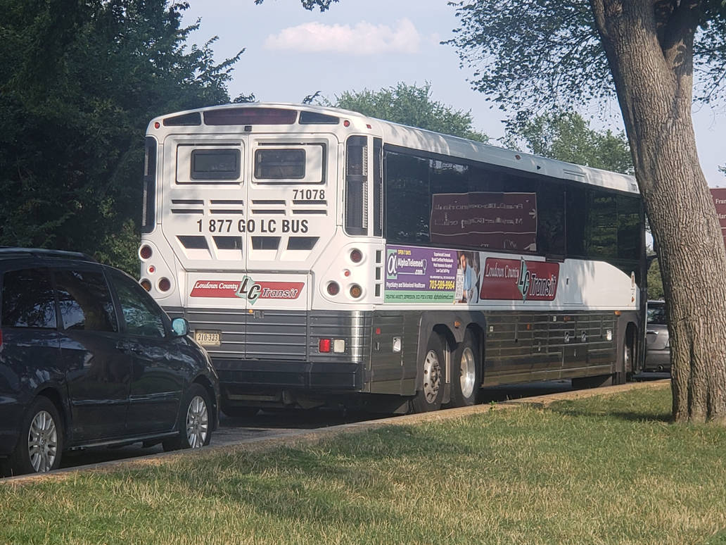 Loudoun County Transit 2018 MCI D4500CT 71708. by ladybird413 on
