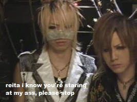 Ruki x Reita butts