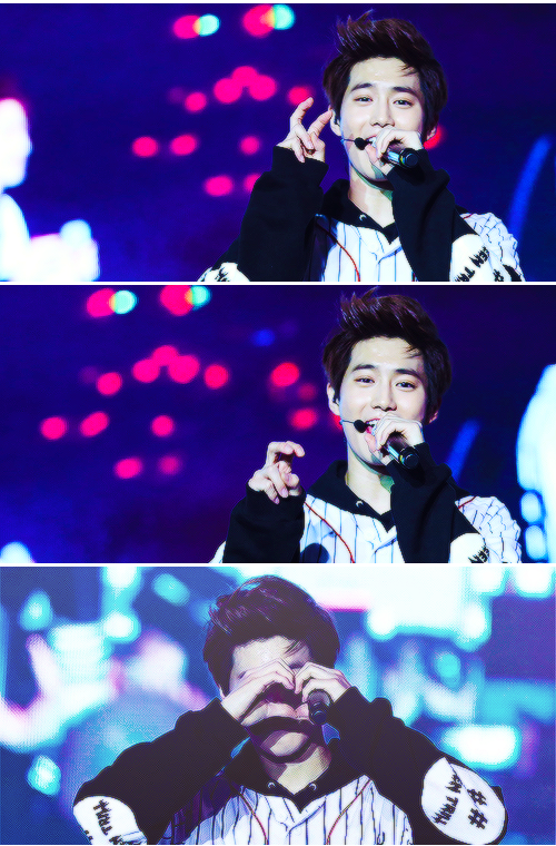 291013 - [Photoset] Suho Hiiiiii