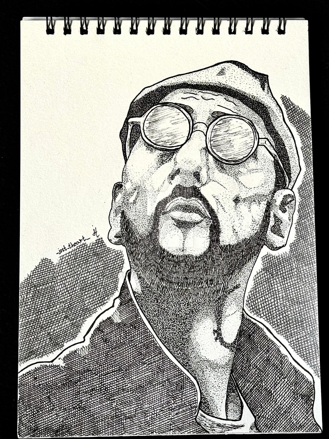 Jean Reno (Leon)
