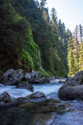 ..::Boulder Falls II::..