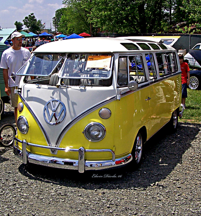 21 Window VW Bus