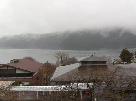 Hakone Lake