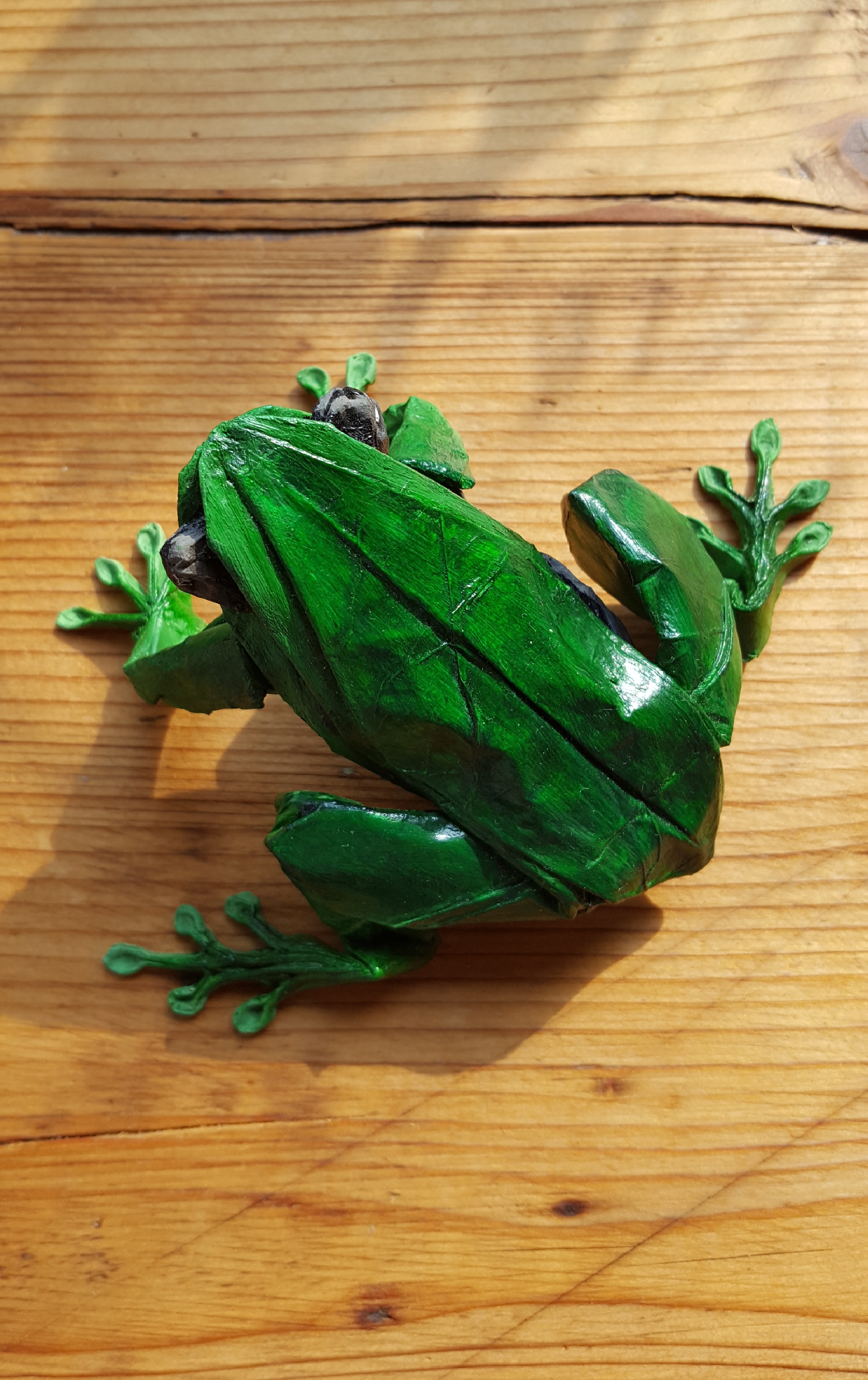 Origami: Tree Frog (painted)