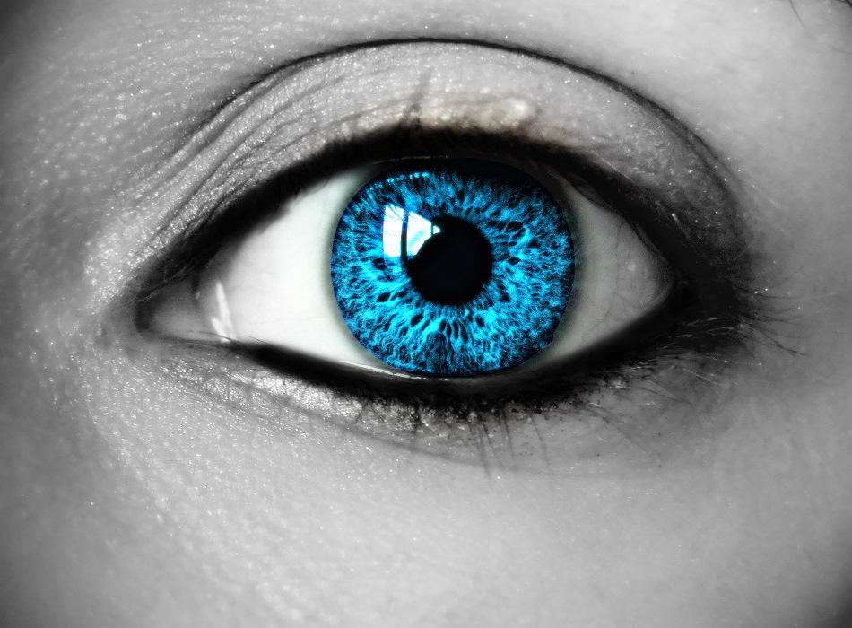 У меня голубые глаза на английском. Голубые глаза. Красивые глаза. Темно голубой цвет глаз. Ярко синие глаза.