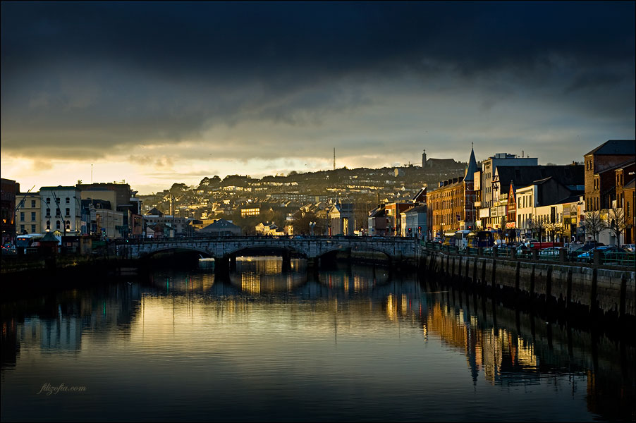 Cork, verge of the night