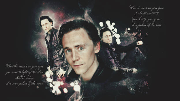 Tom Hiddleston Wallpaper request