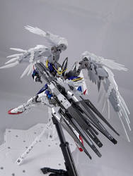 HIRM  WING GUNDAM  ZERO EW ( SIX  Zwerg )