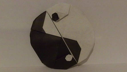 Origami Yin Yang Sign