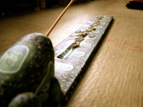 Froggy Loves Incense