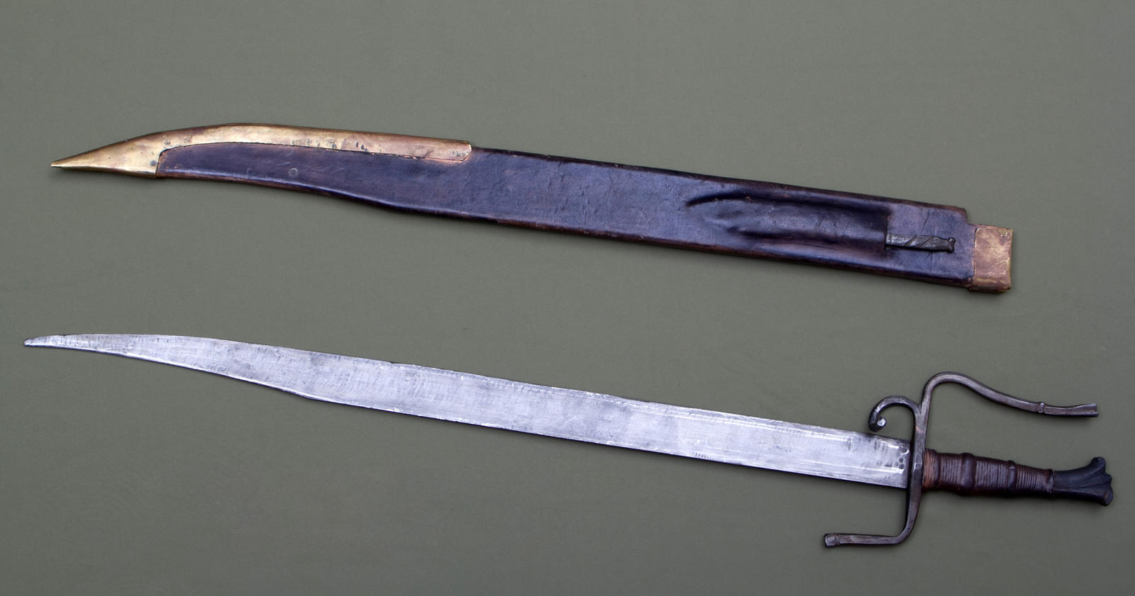Falchion with scabbard and by-knife