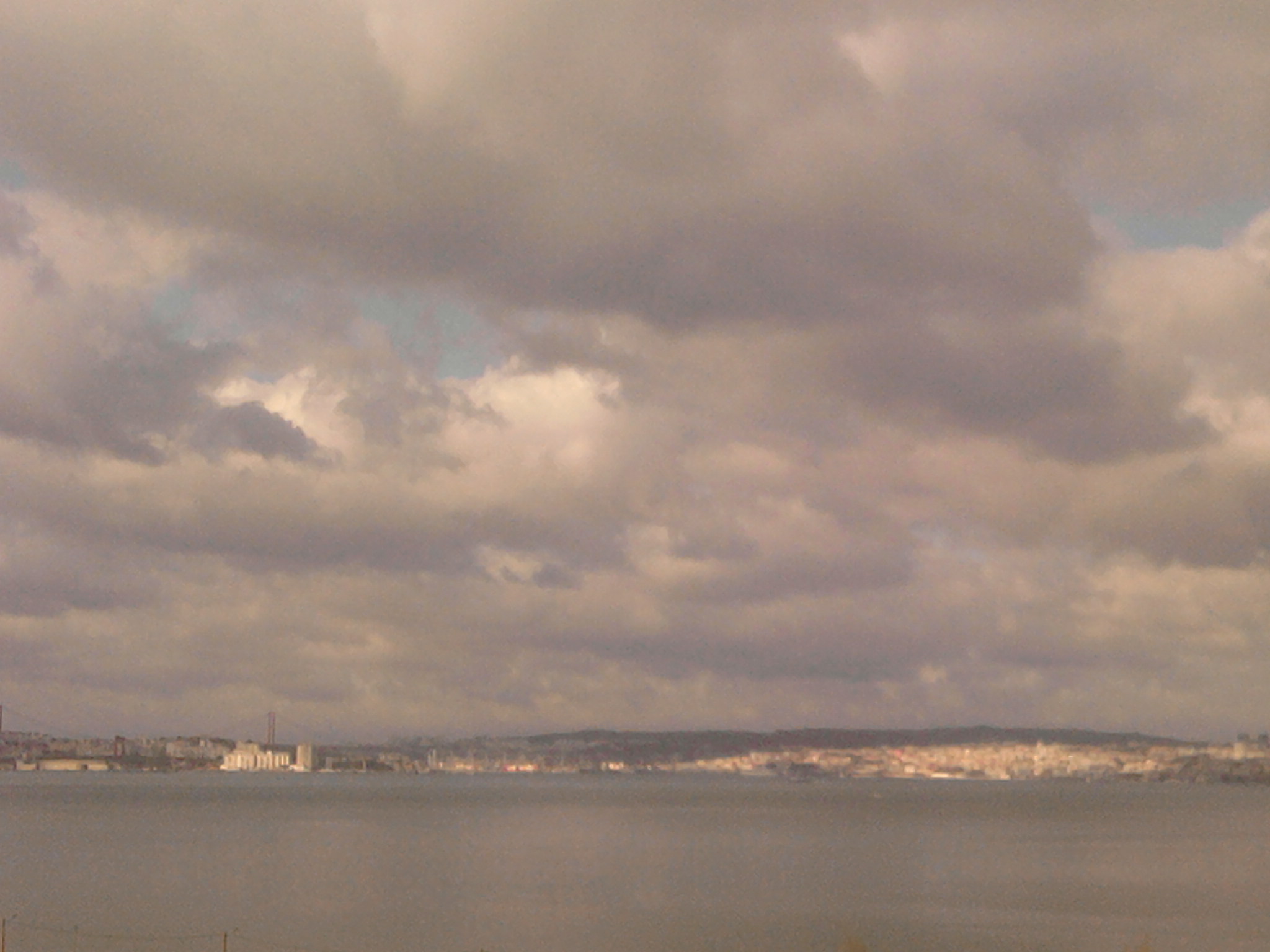 The Clouds and Me - The River Tejo 2008-04