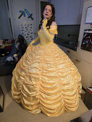 Belle Cosplay