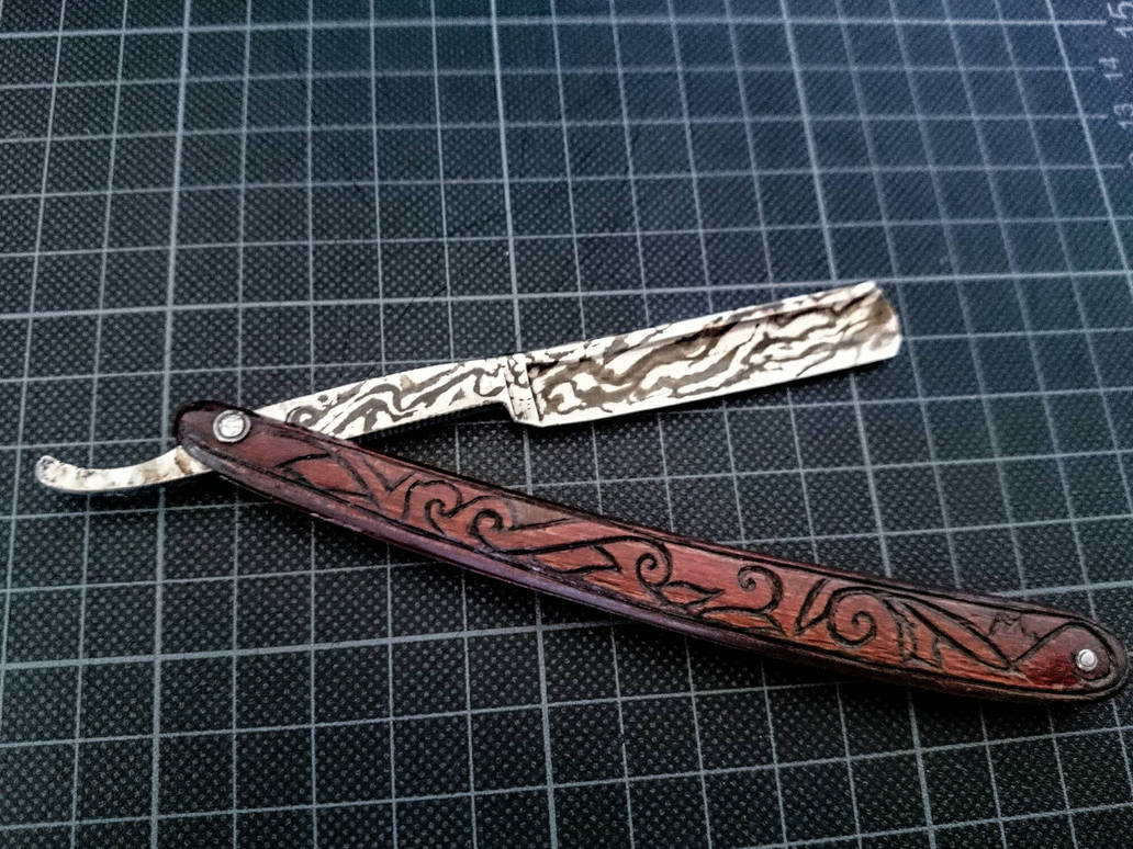 razor custom by inZane-Arts on DeviantArt