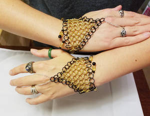 Hufflepuff Chainmaille Handflowers