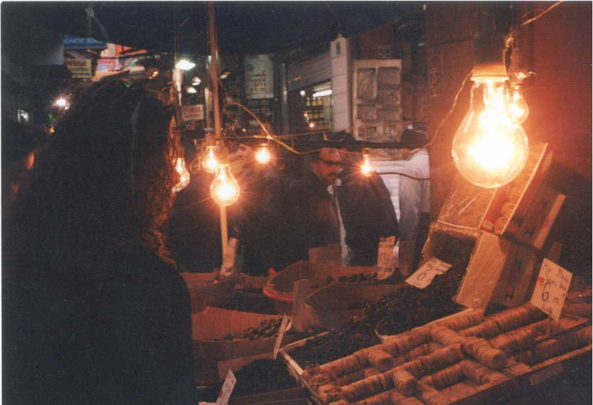 Nocturne shoppers