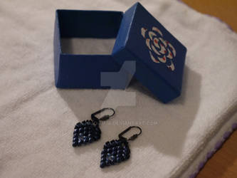 Earings with miniduo beads