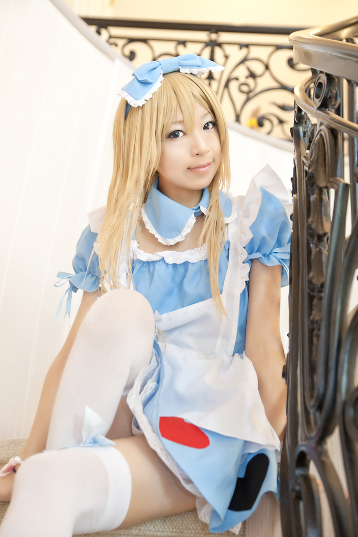 Alice Cosplay 3