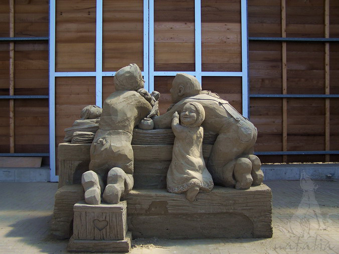 sand sculptures I