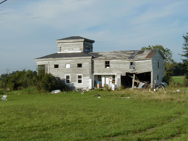 Clark's Corners House by Lectrichead