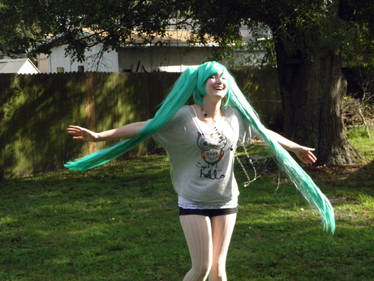 Miku: Do The Windy Thing!