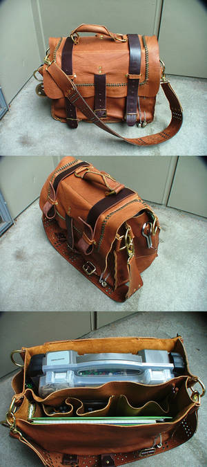 Weerd Leather bag