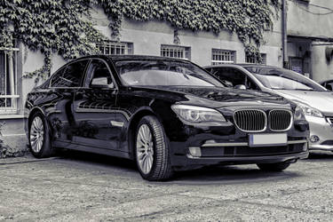 BMW 7 F01 by Abrimaal