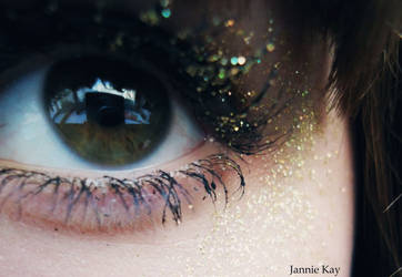 eye..glitter