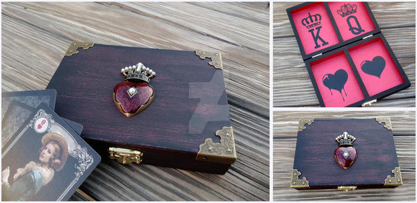 Queen of Hearts Card box