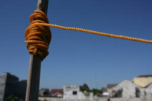 yellow rope