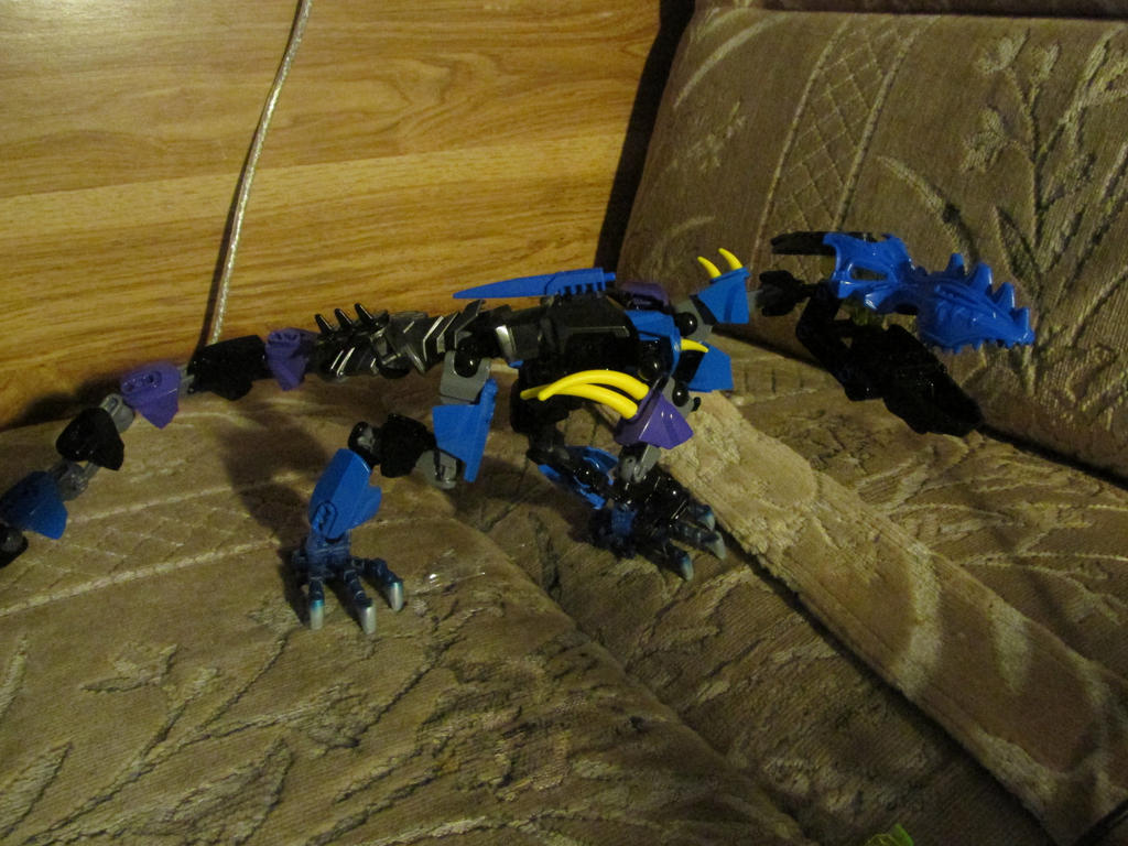 MOC - Tarbosaurus bataar