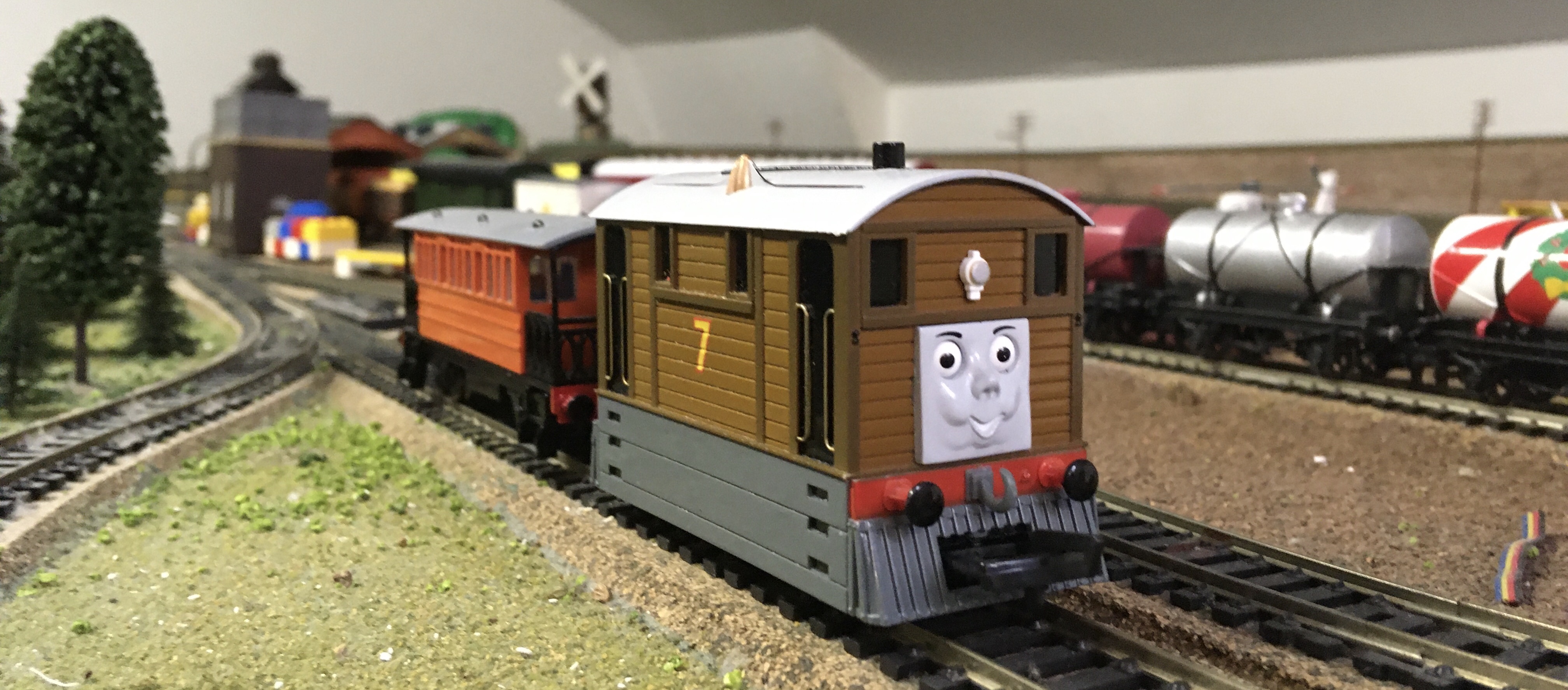  Bachmann Trains Thomas And Friends - Toby The Tram