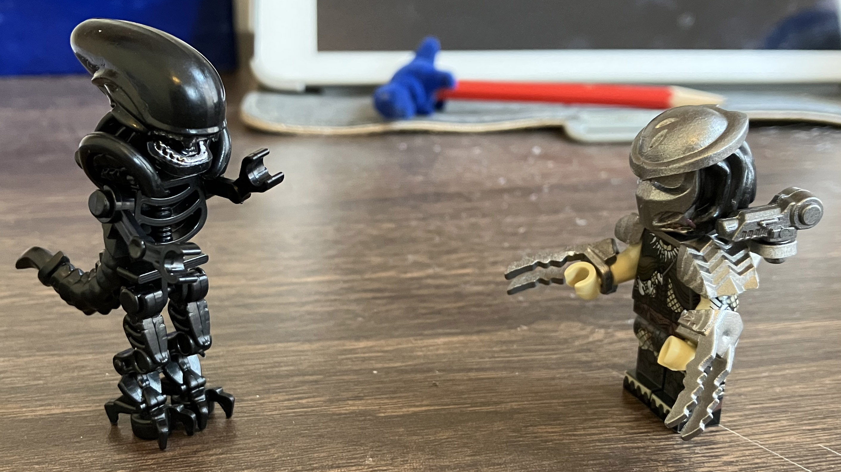 Alien Vs Predator Lego 1584x2823 Lego Alien vs. Predator by Rodan5693 on DeviantArt