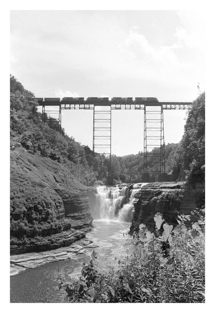 2016-210 Upper Falls bridge, with train by pearwood 2016-210 Upper Falls bridge, with train by pearwood