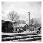 2023-361 Crossing over at Mount Pleasant Station by pearwood